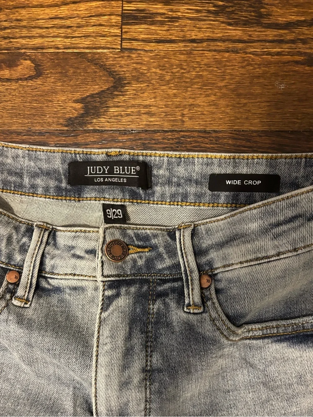 Judy Blue Tummy Control Crop Wideleg Raw Hem Jeans 29 Casual Contemporary